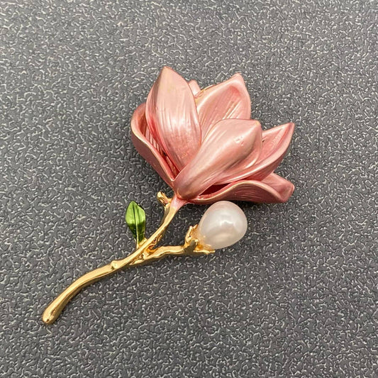 Magnolia Brooch - Spiral Circle