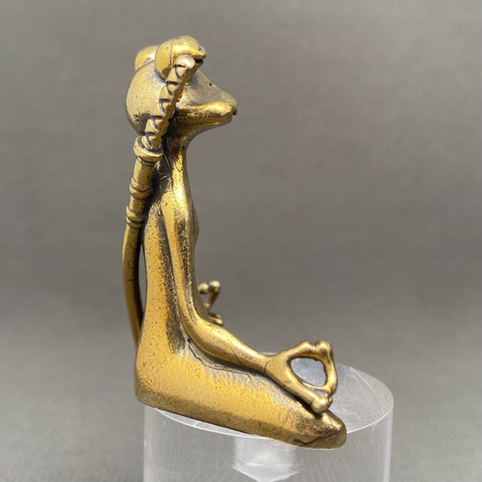 Meditating Kungfu Frog | Brass Figurine - Spiral Circle