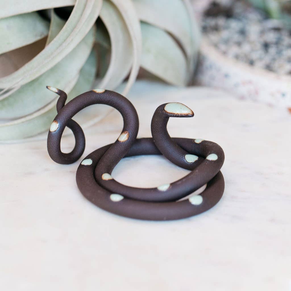 Medium Ceramic Snake - Spiral Circle