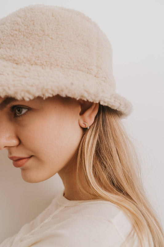 Moon Drop - Opal - Earring - Spiral Circle