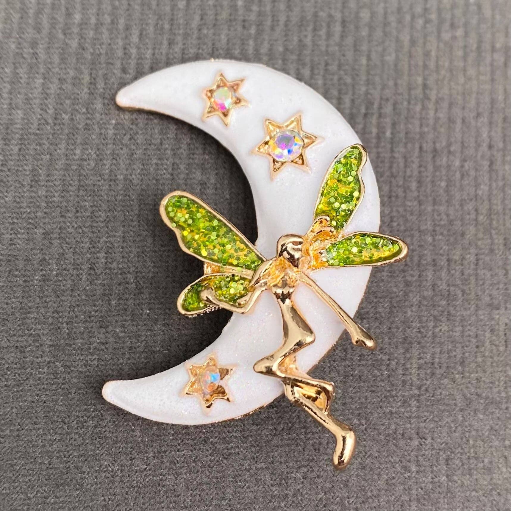 Moonlight Elf Brooch - Spiral Circle