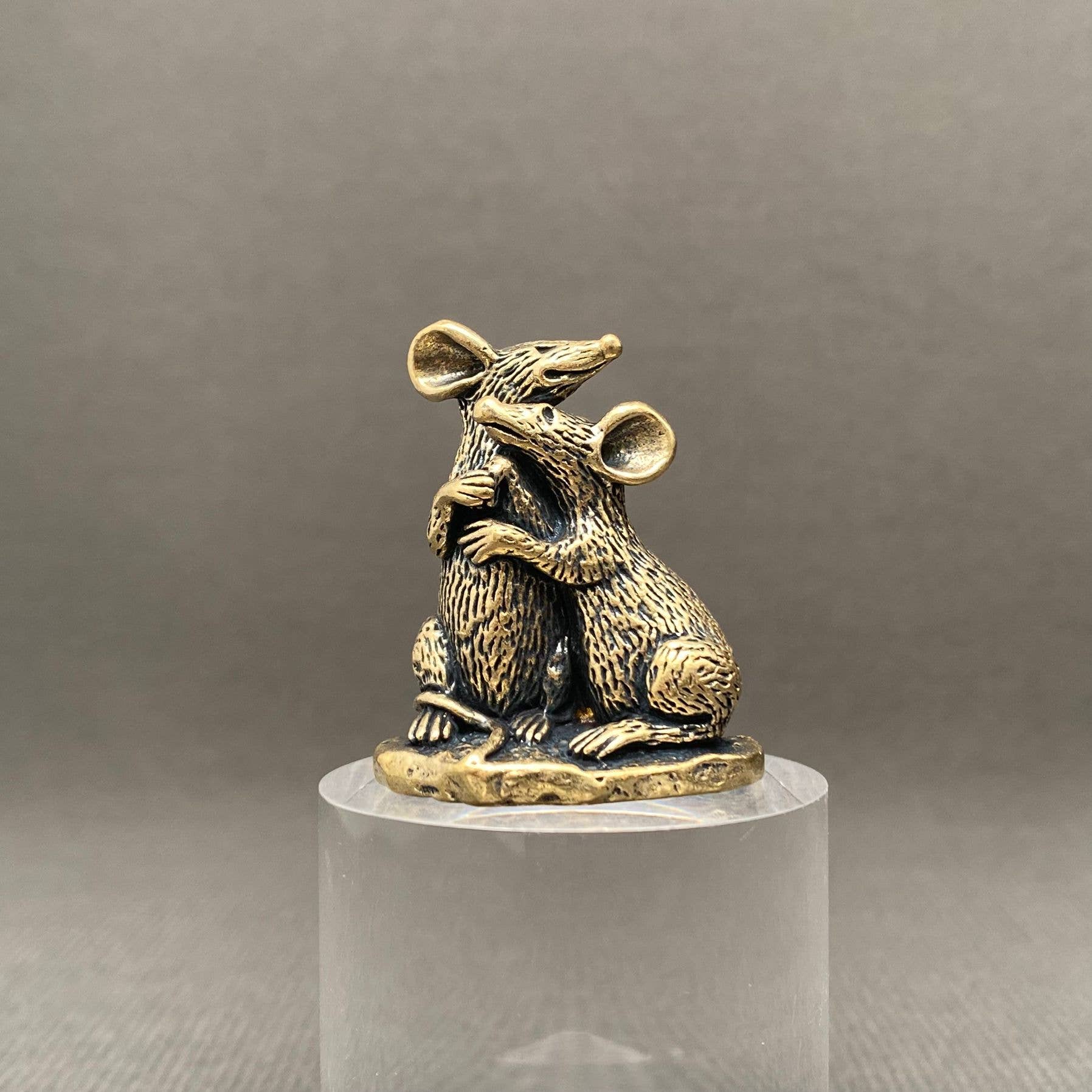 Mouse Couple | Brass Figurine - Spiral Circle