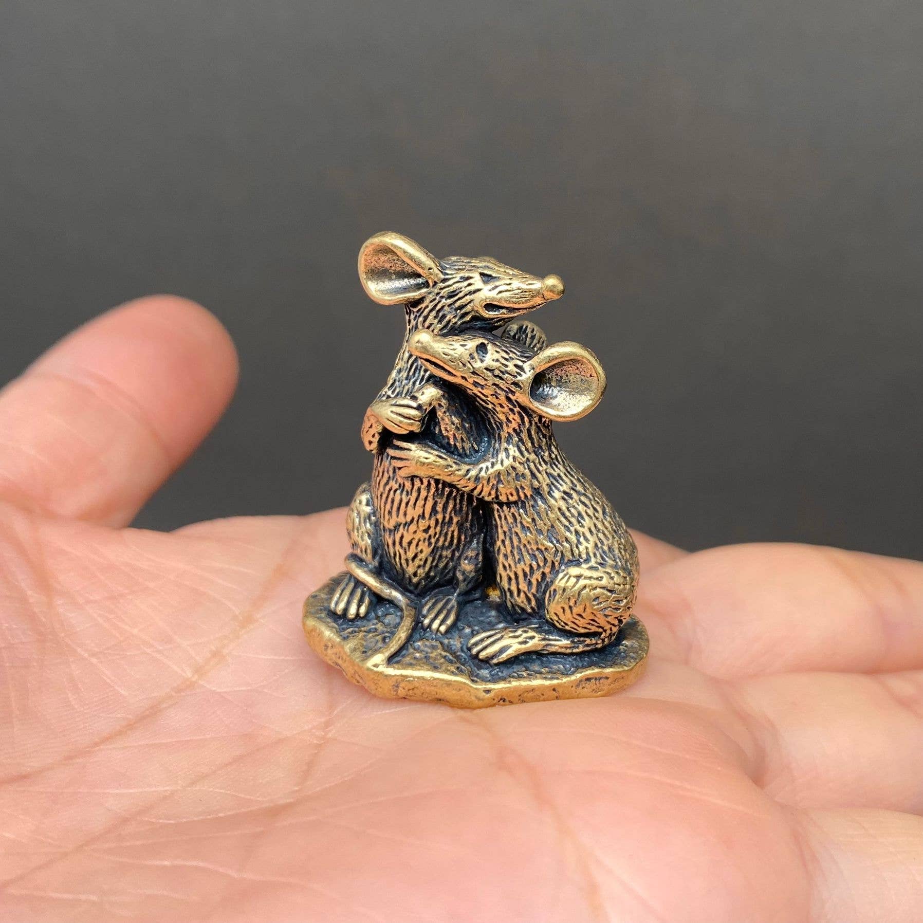 Mouse Couple | Brass Figurine - Spiral Circle