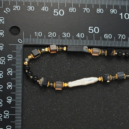 Onyx Beaded Necklace with Mother of Pearl - Spiral Circle