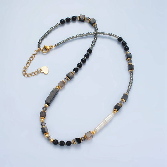 Onyx Beaded Necklace with Mother of Pearl - Spiral Circle