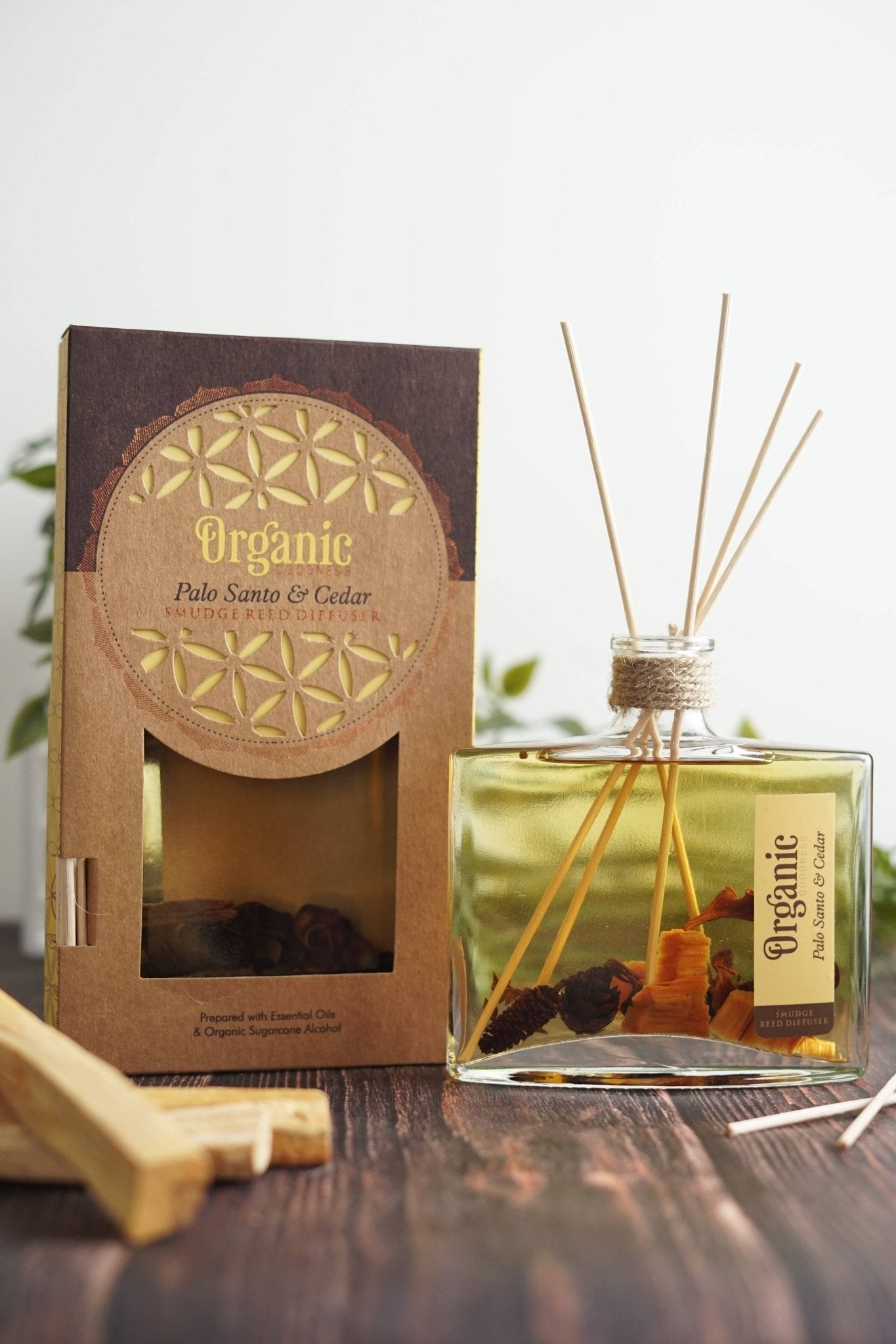 Organic Diffuser - Palo Santo & Cedar - Spiral Circle