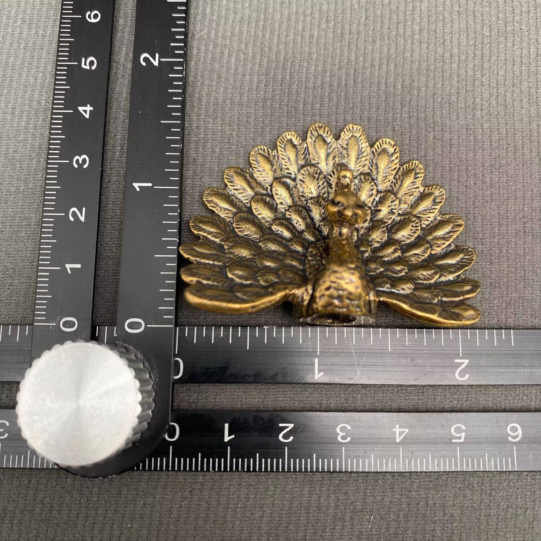 Peacock Spreading Its Tail | Brass Figurine - Spiral Circle