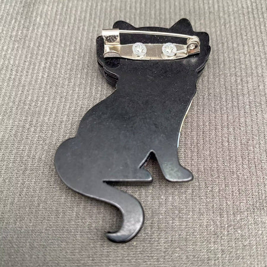 Pride Cat Brooch - Spiral Circle