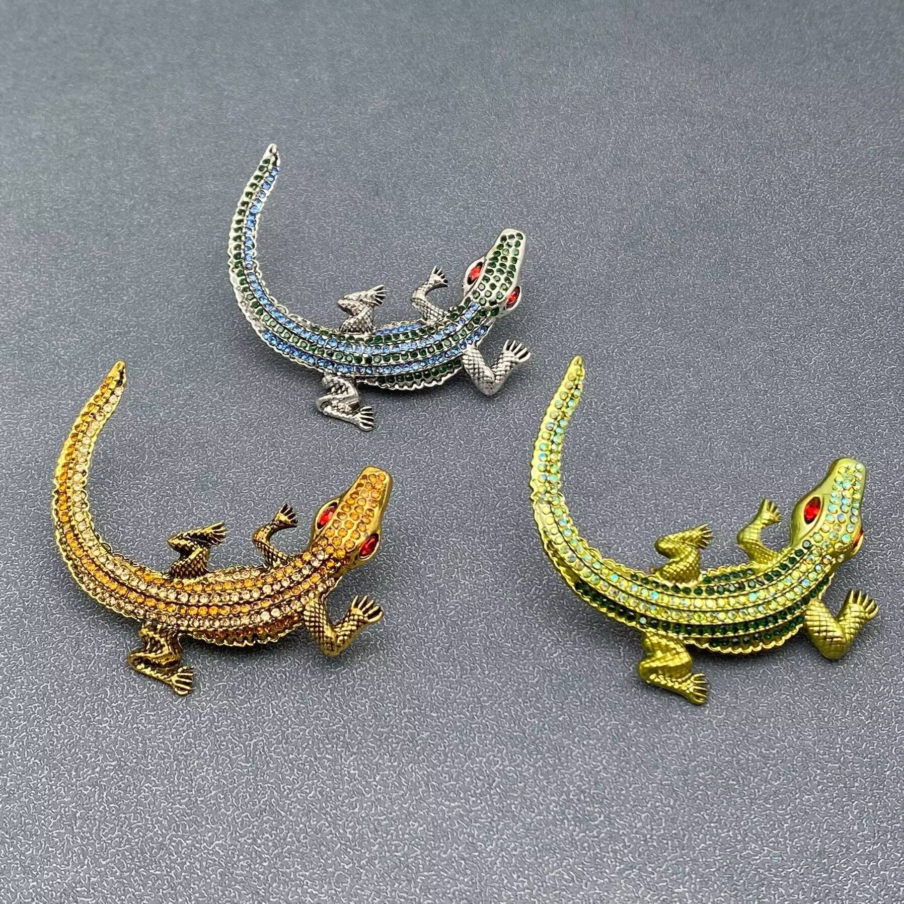 Rhinestone Crocodile Brooch - Spiral Circle