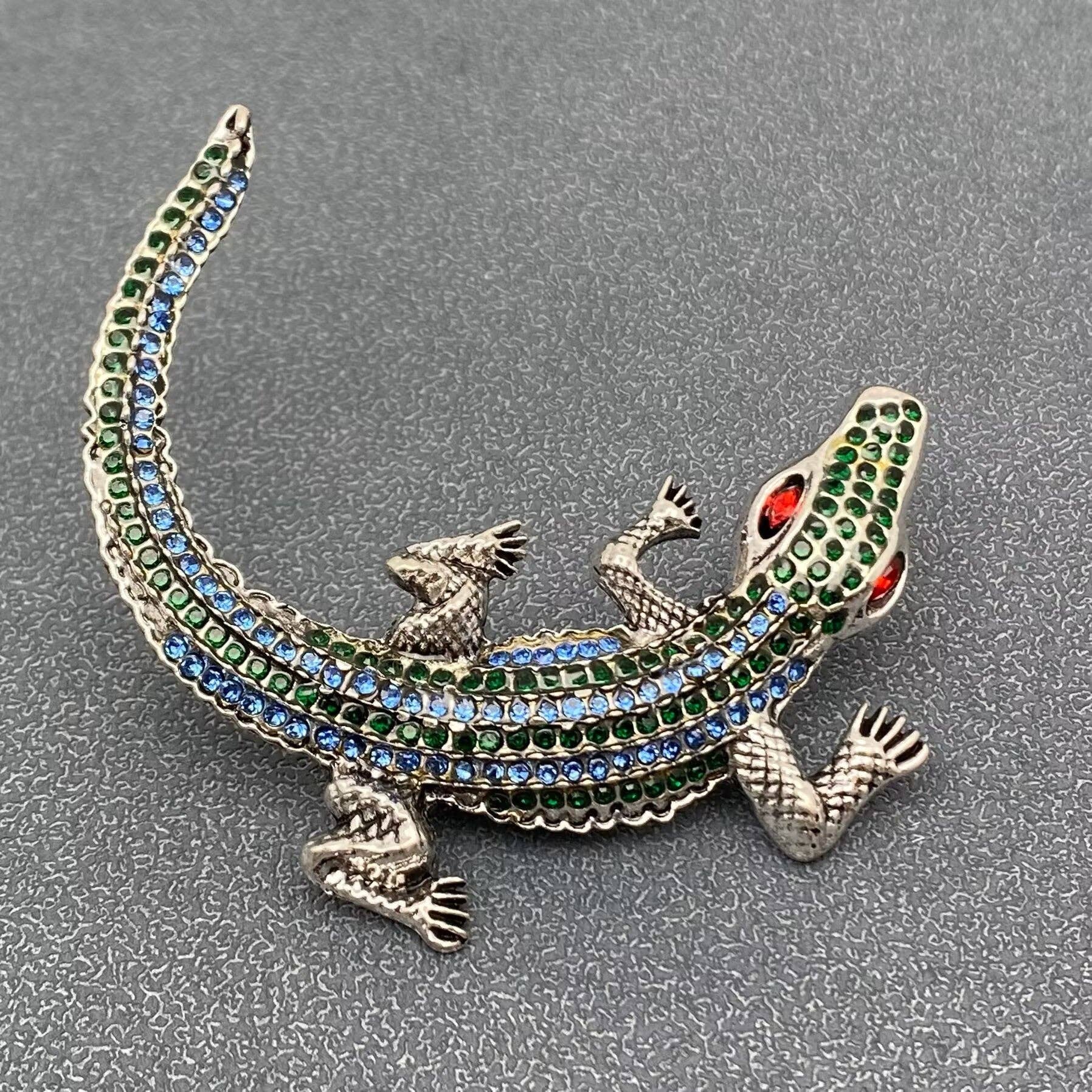 Rhinestone Crocodile Brooch - Spiral Circle
