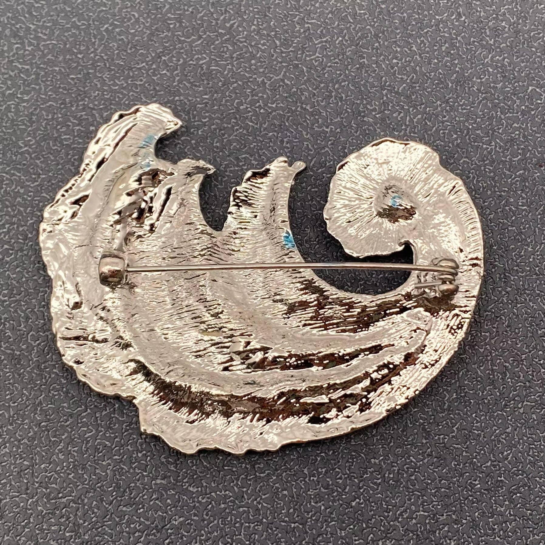 Rhinestone Enamel Wave Brooch - Spiral Circle