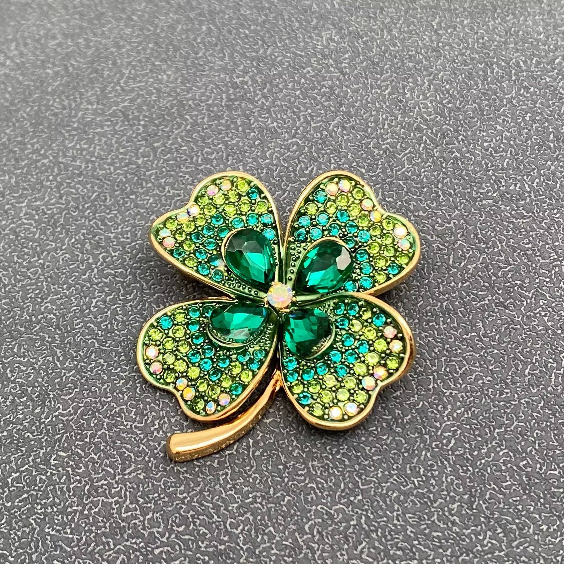 Rhinestone Four - leaf Clover Brooch - Spiral Circle