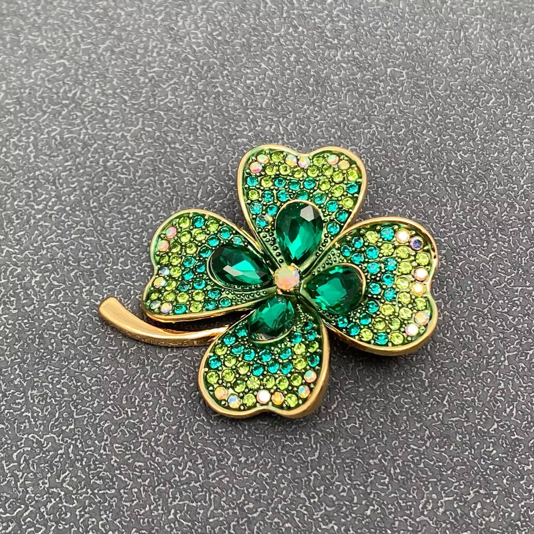Rhinestone Four - leaf Clover Brooch - Spiral Circle