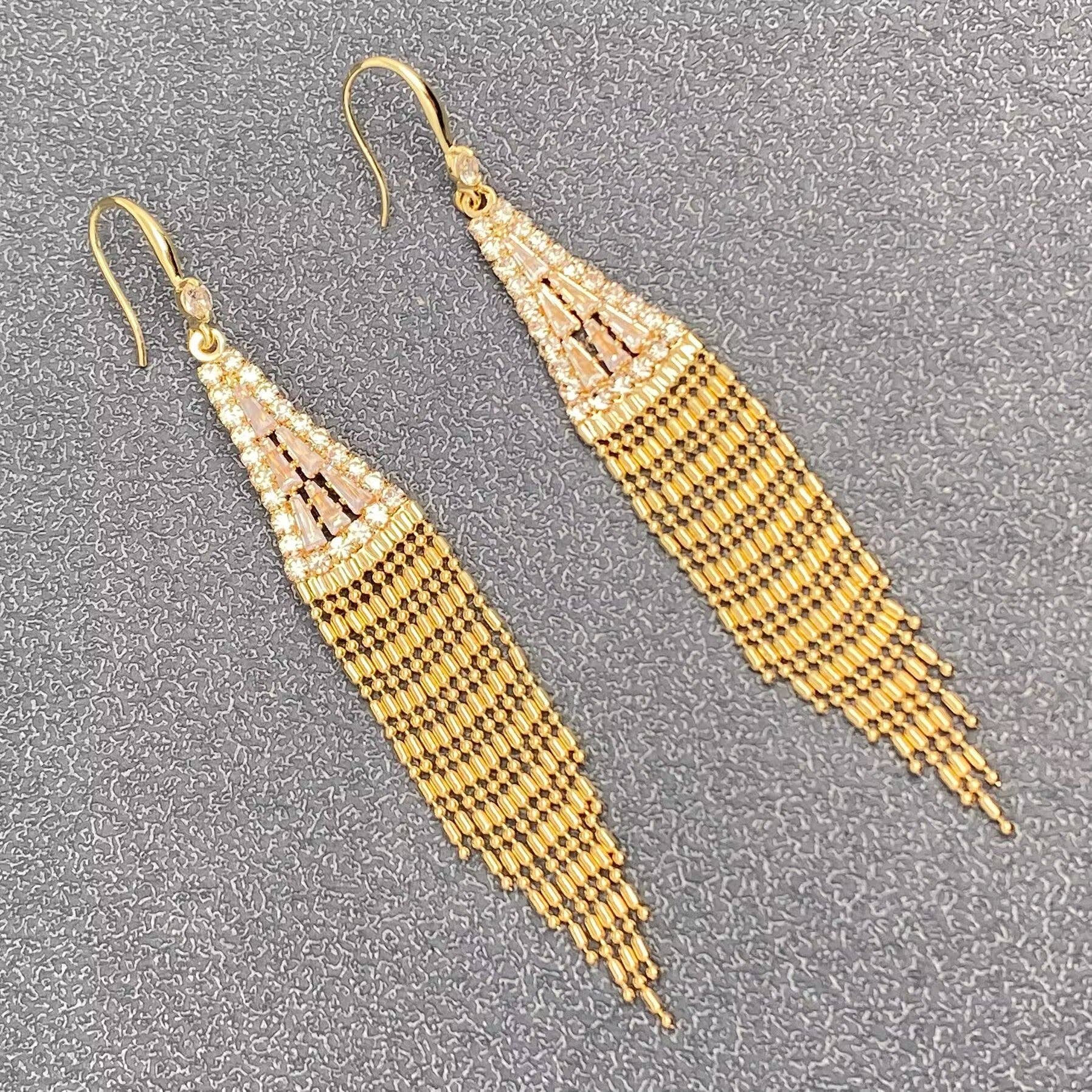 Rhinestone Gold - plated Metal Fringe Dangle Earrings - Spiral Circle