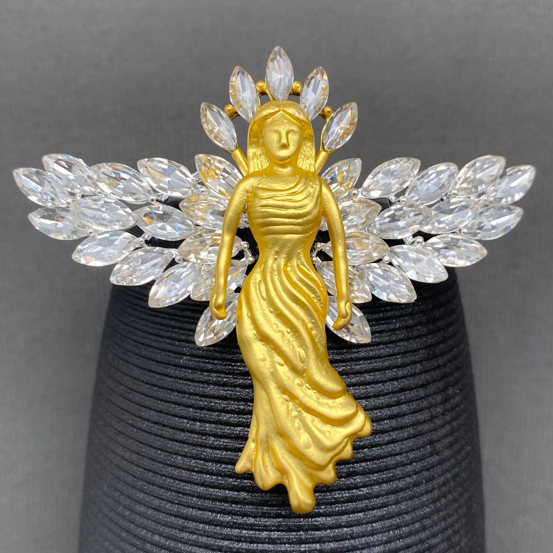 Rhinestones Inlaid Angel Brooch - Spiral Circle