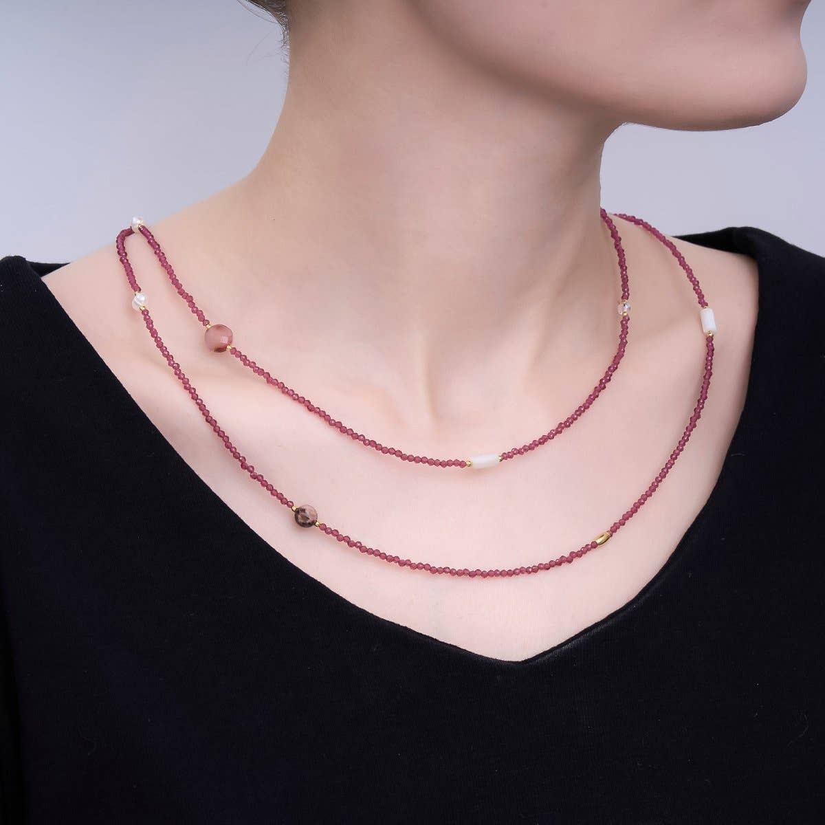 Shell Pearl Red Gemstone Necklace | 40