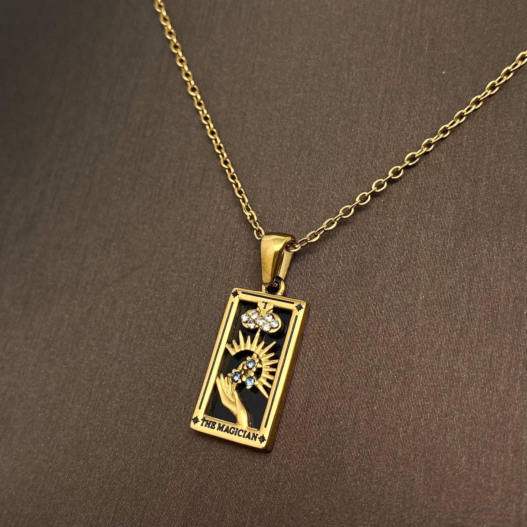 Star Moon Tarot 18K Gold Plated Steel Necklace - FGS/MS - Spiral Circle