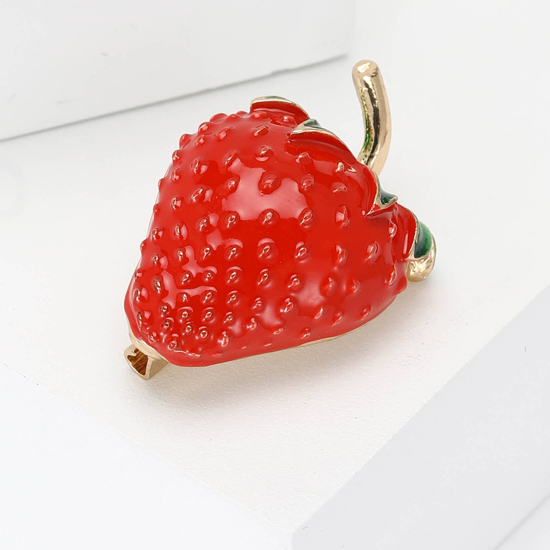Strawberry Brooch - Spiral Circle