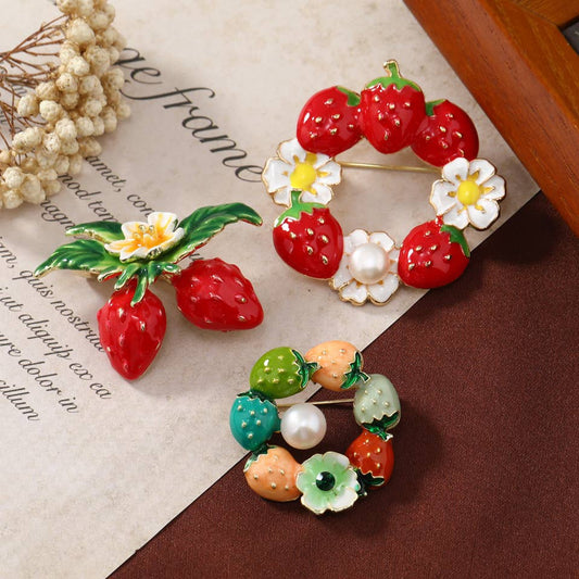Strawberry Fruit Brooch - Spiral Circle