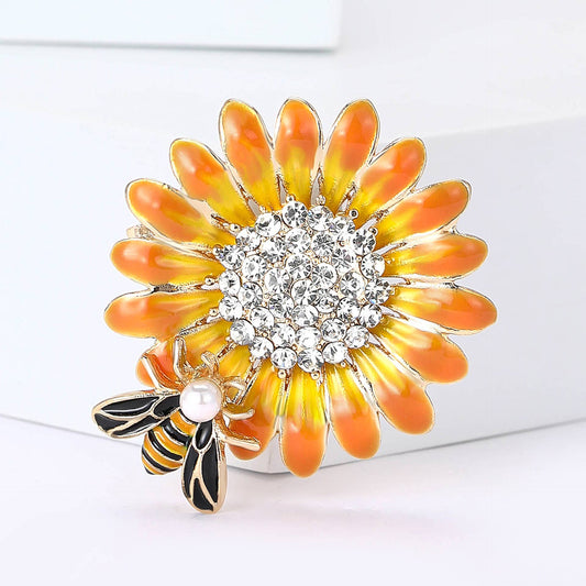 Sunflower & Bee Brooch - Spiral Circle