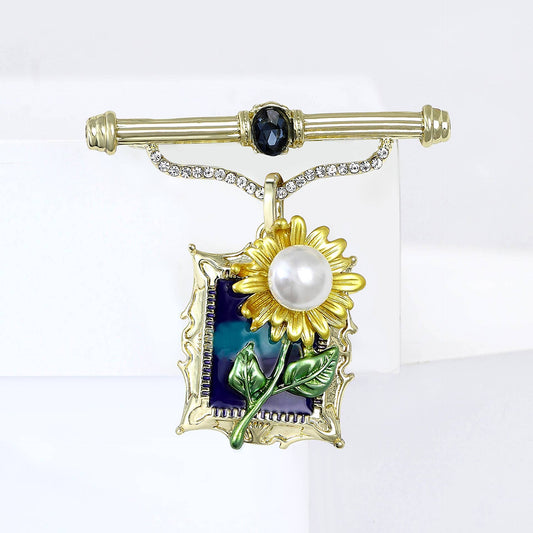 Sunflower in Frame Brooch - Spiral Circle