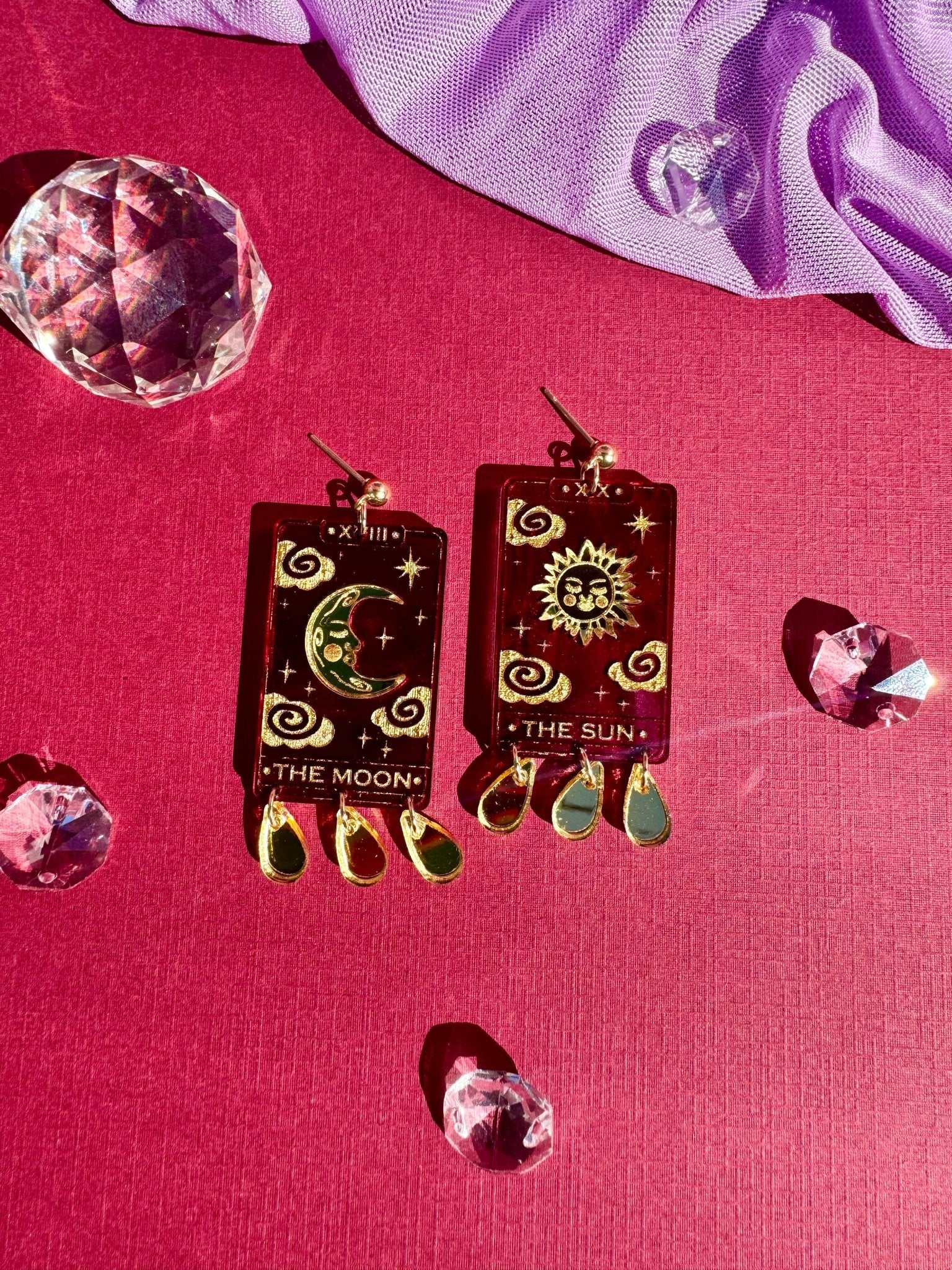 Tarot Cards Sun & Moon Earrings - Spiral Circle