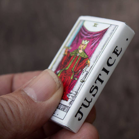 Tarot Matchbox - Justice - Spiral Circle