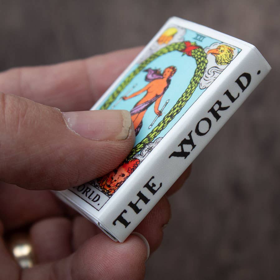 Tarot Matchbox - The World - Spiral Circle