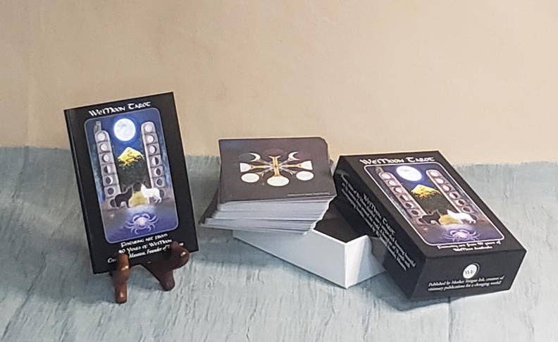 The We'Moon Tarot Card Deck: Featuring art by women from around the world - Spiral Circle
