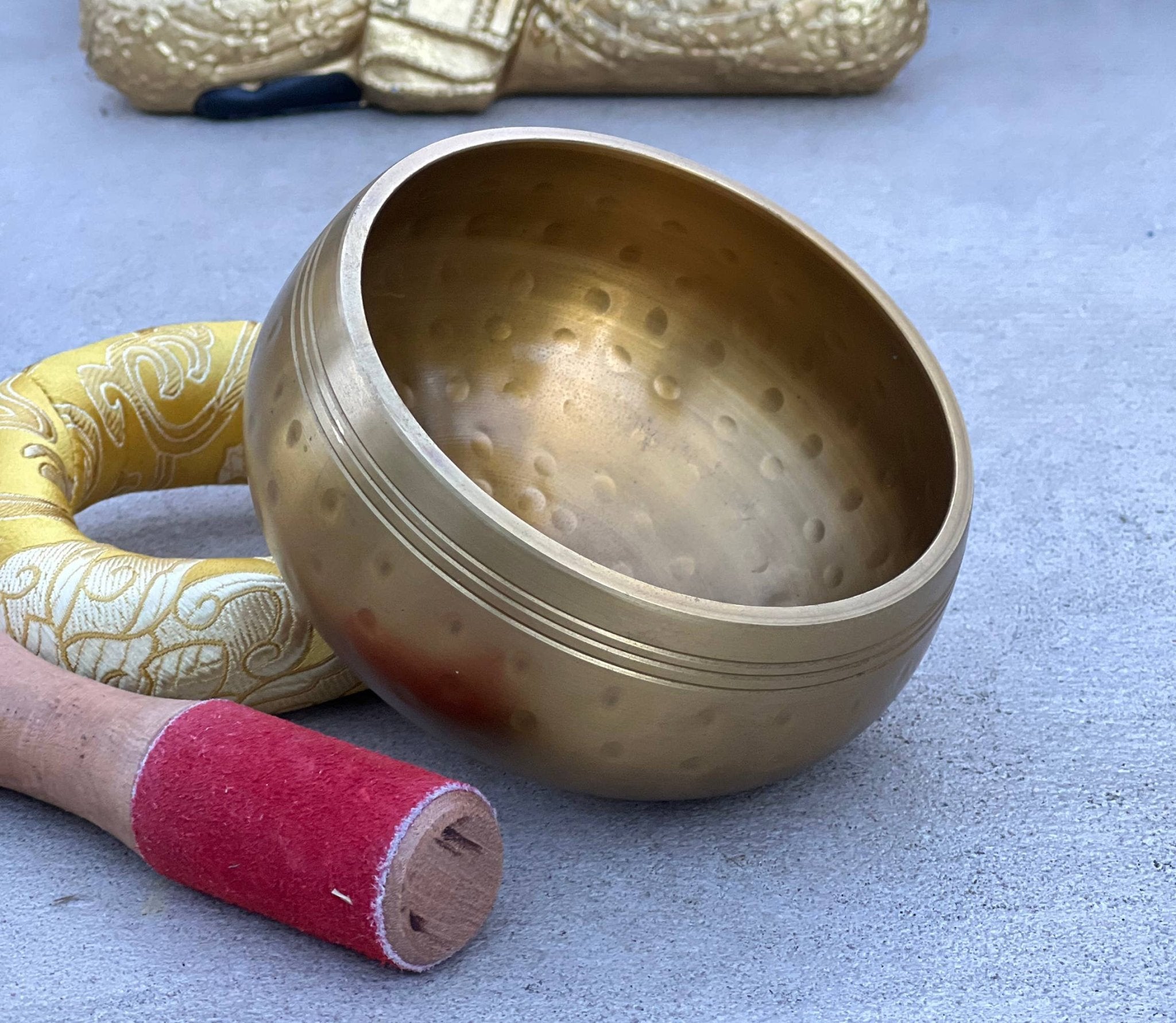 Tibetan Singing Bowl | Hand Hammered - Spiral Circle