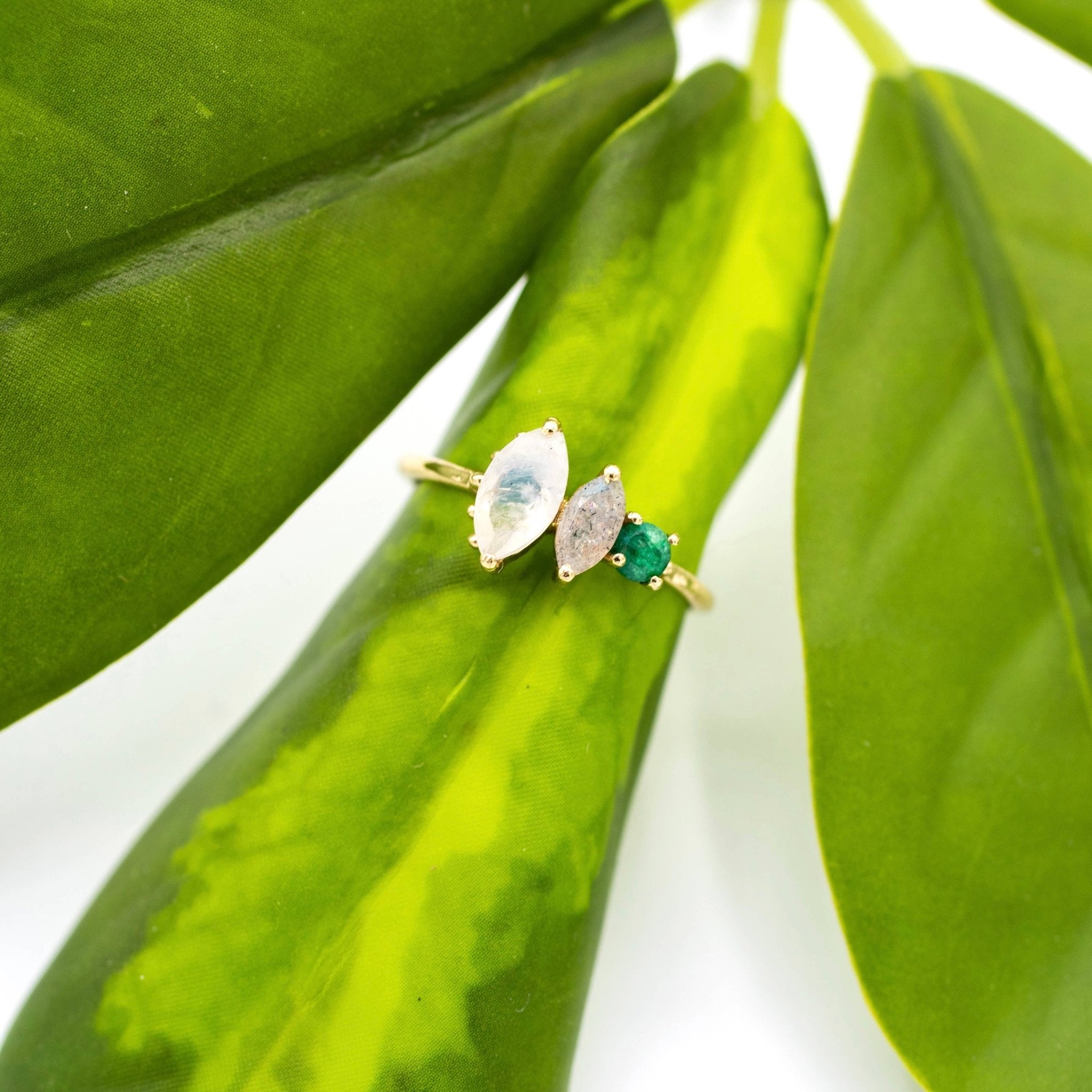 Triple Stone Brass Ring - Spiral Circle