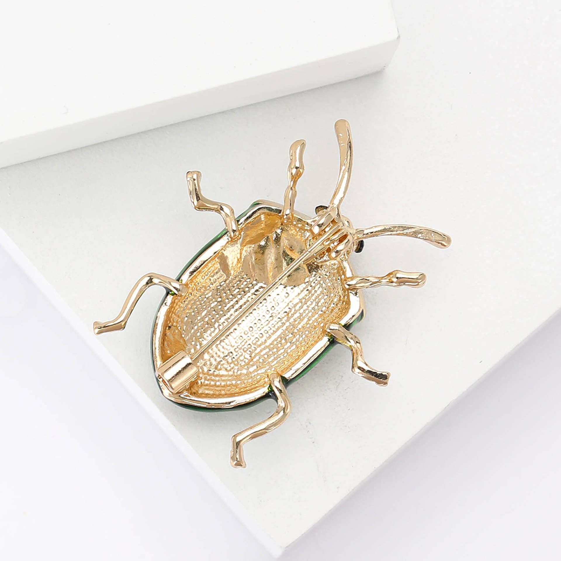 Tropical Leaf Beetles Brooch - Spiral Circle