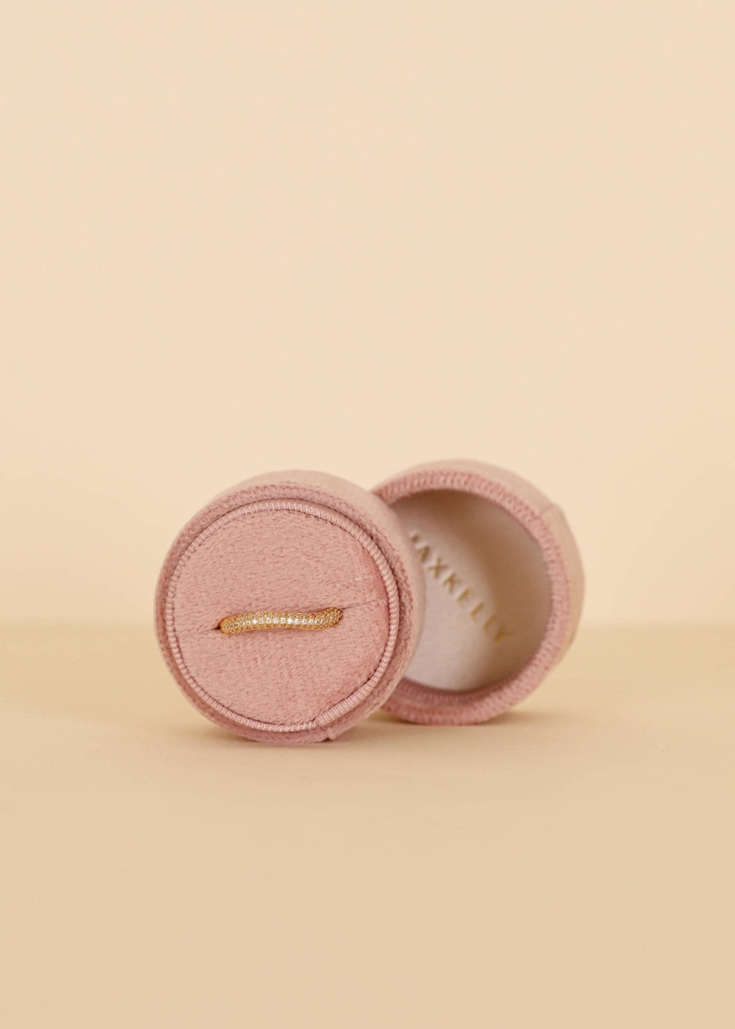 Velvet Jewelry Box - Circle - Light Pink - Spiral Circle