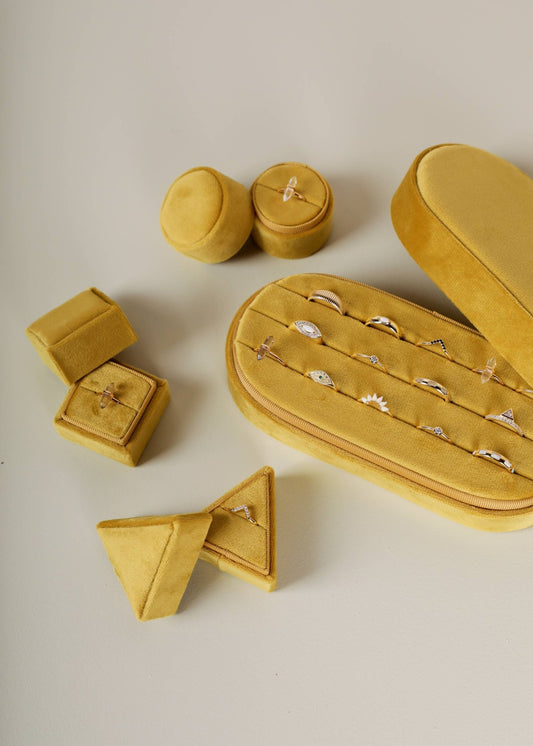 Velvet Jewelry Box - Triangle - Chartreuse - Spiral Circle