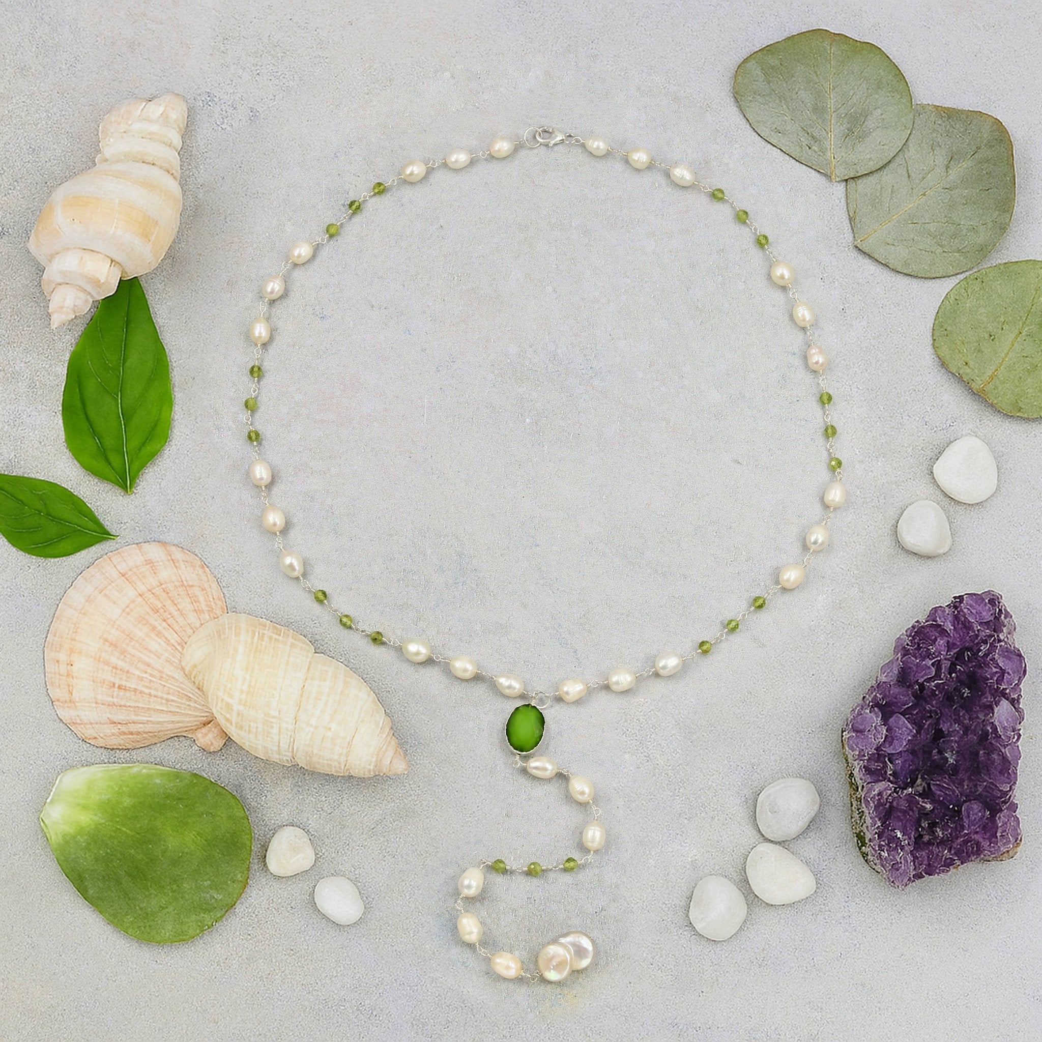 Verdant Grace | Pearl & Peridot Lariat Necklace - Spiral Circle