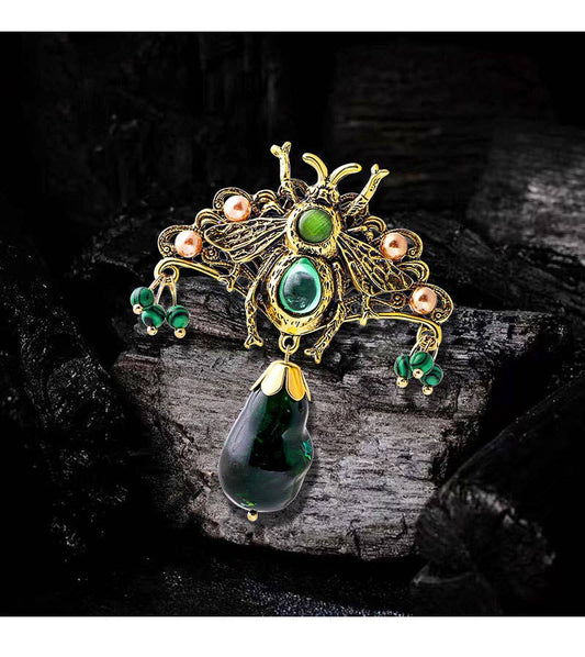 Vintage Emerald Bee Brooch Pendant - Spiral Circle