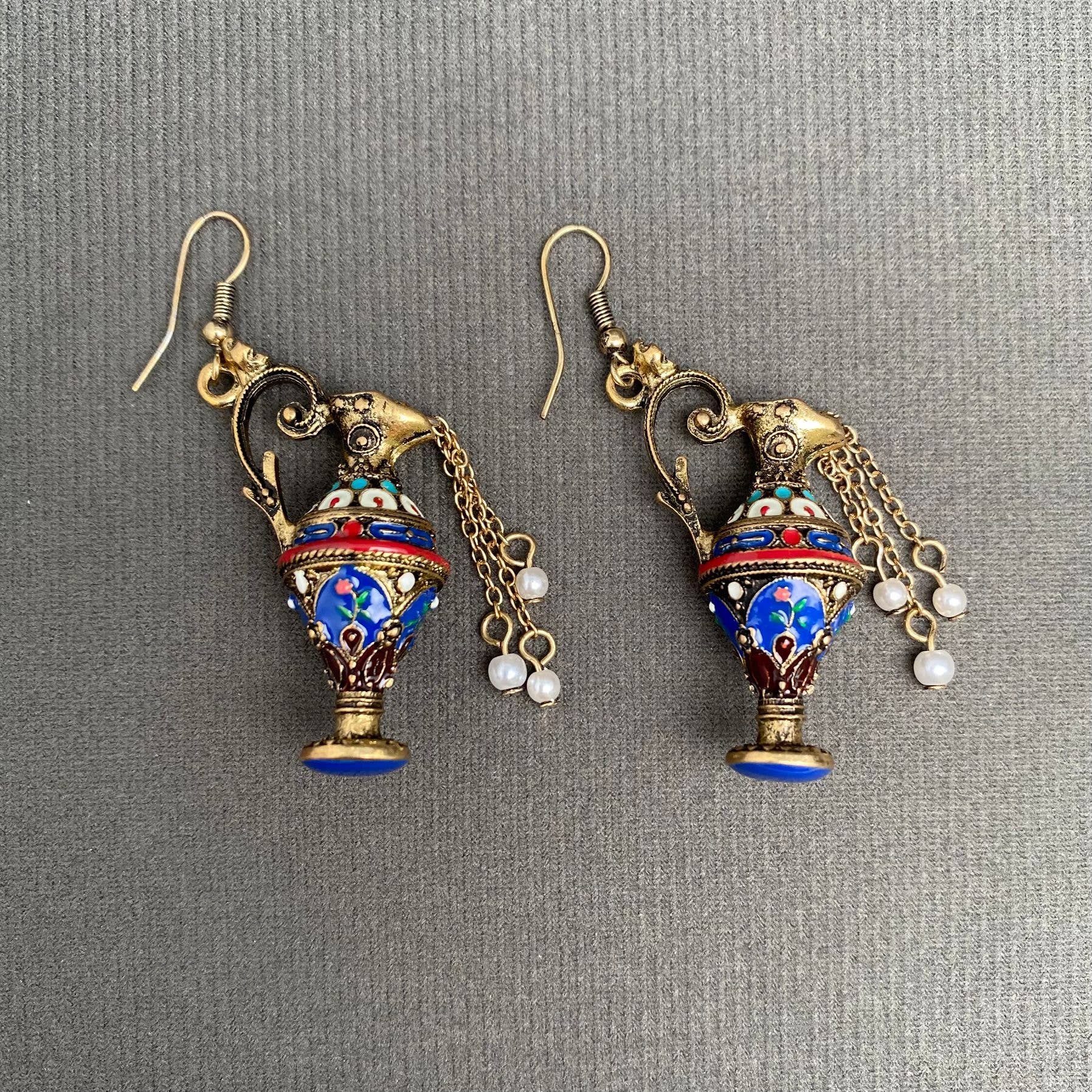 Vintage Enamel Flagon Dangle Earrings - Spiral Circle