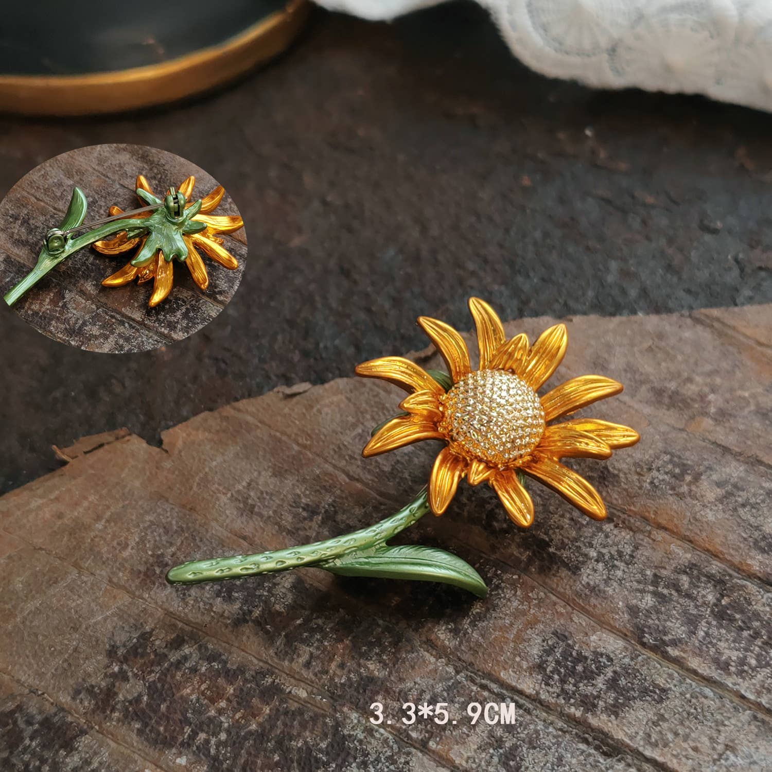 Vintage Enamel Leaf Pin Brooch - Spiral Circle