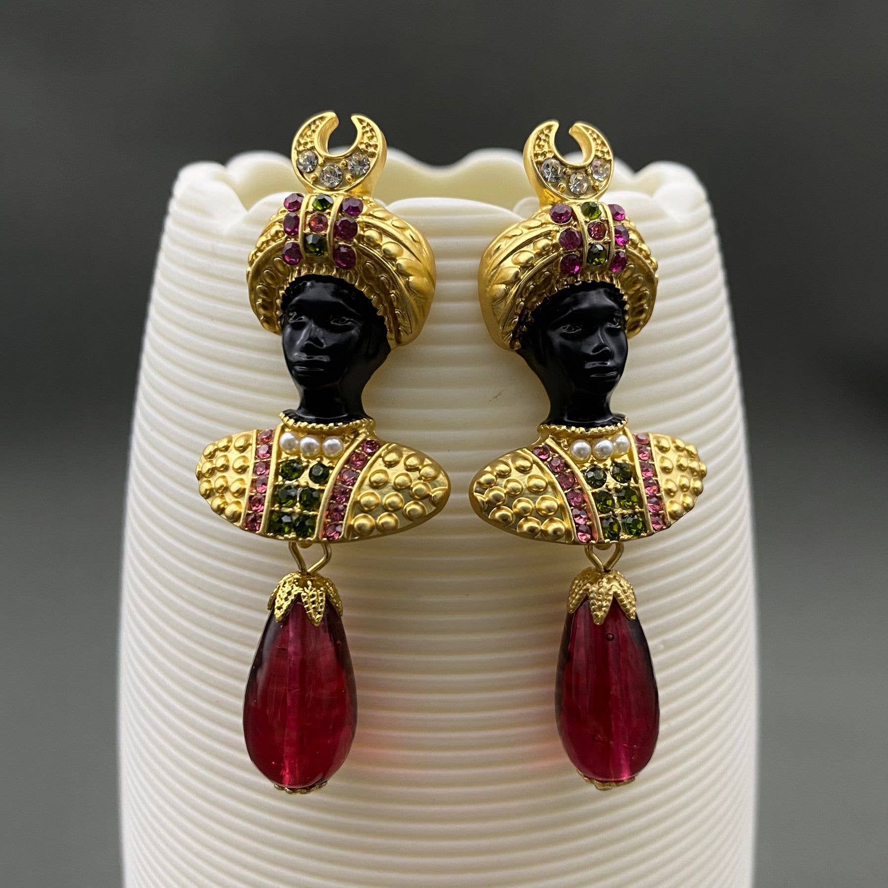 Vintage Red Rhinestone Portrait Earrings - Spiral Circle