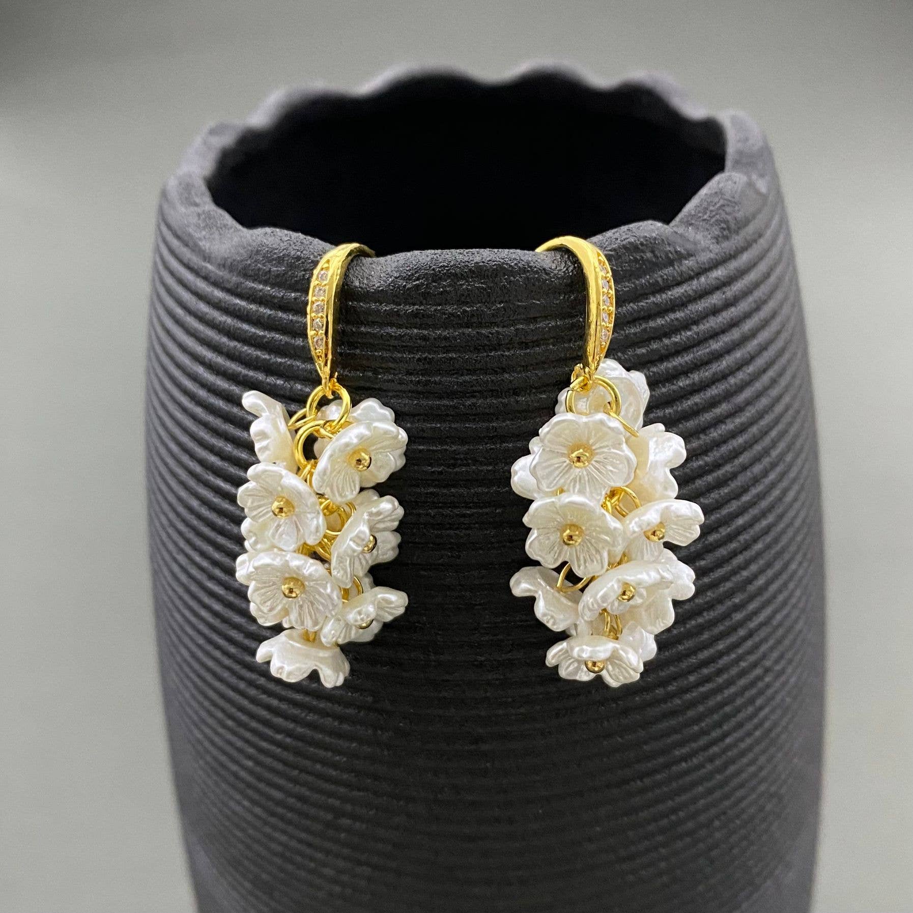 White Flower Fringe Earrings - Spiral Circle