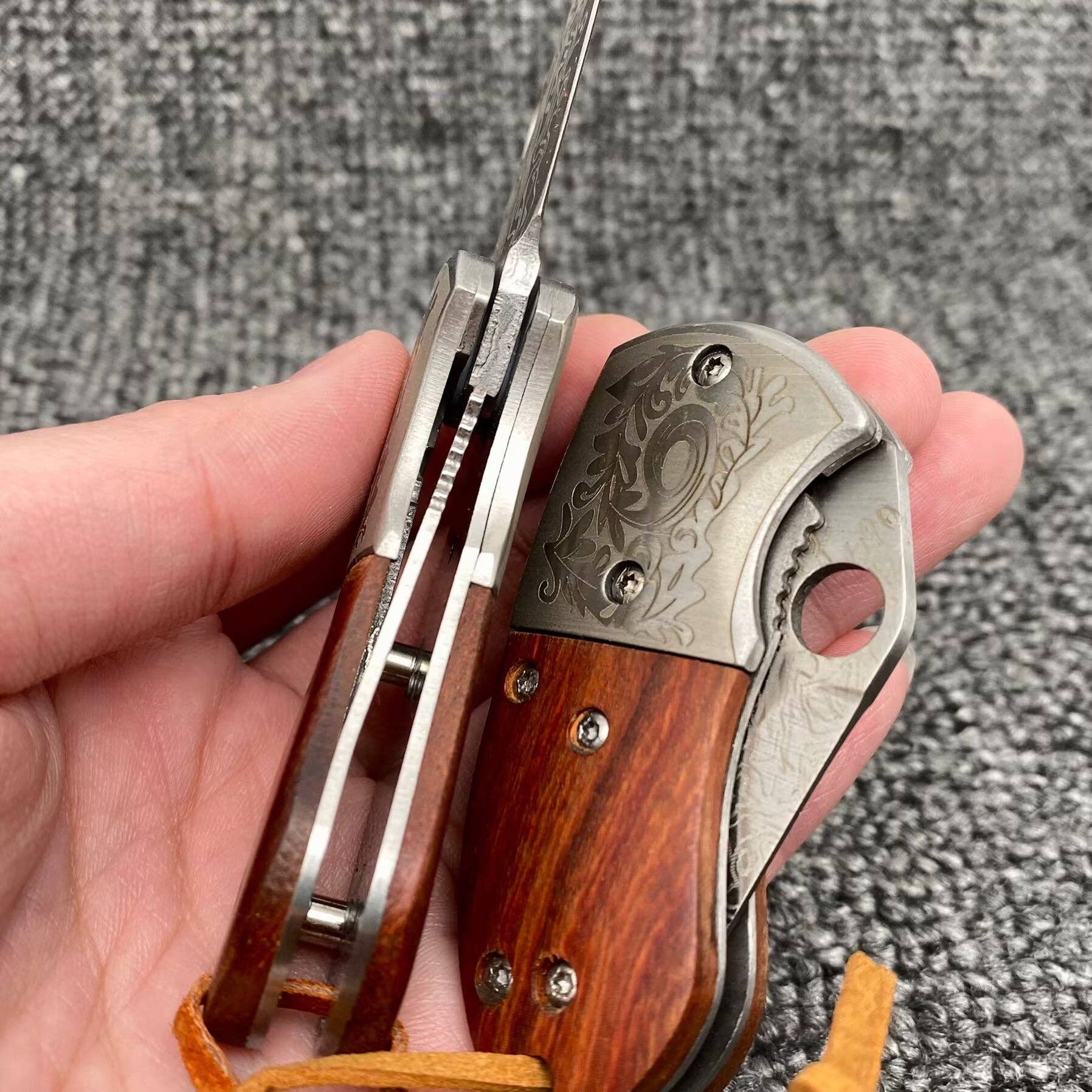 Wooden Handle Patterned Stainless Steel Foldable Knife - Spiral Circle