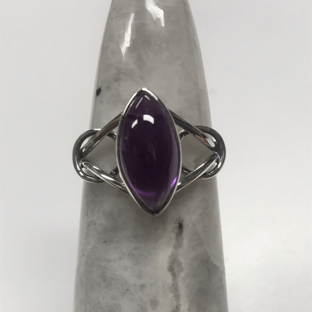 Amethyst Serenity Knot Ring | Sterling Silver - Spiral Circle