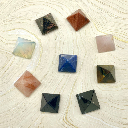 Assorted Crystal Pyramids - Spiral Circle