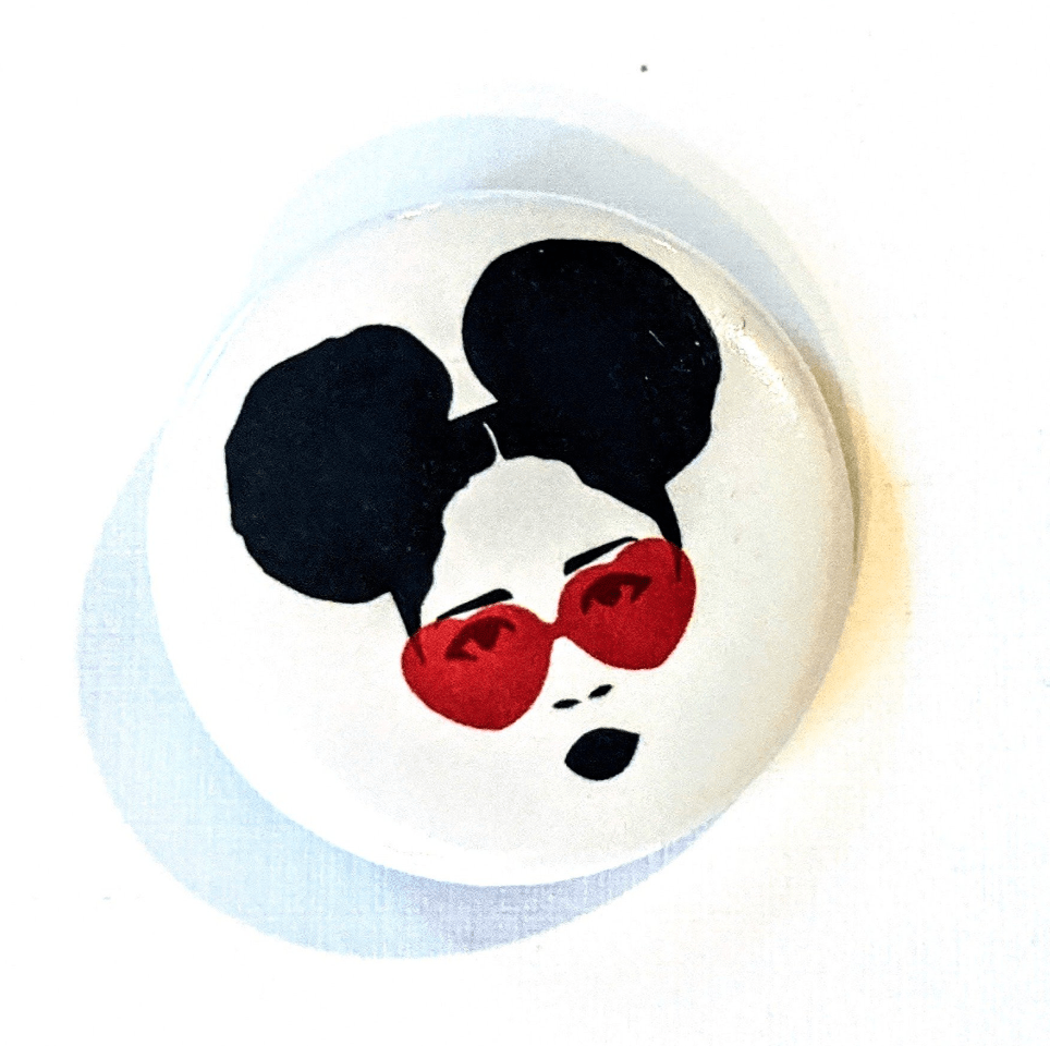 Button - Heart Eyes - Spiral Circle