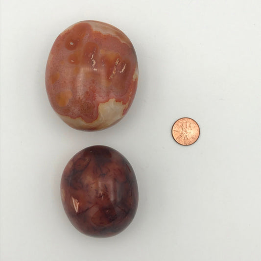 Carnelian Palm Stone - Spiral Circle