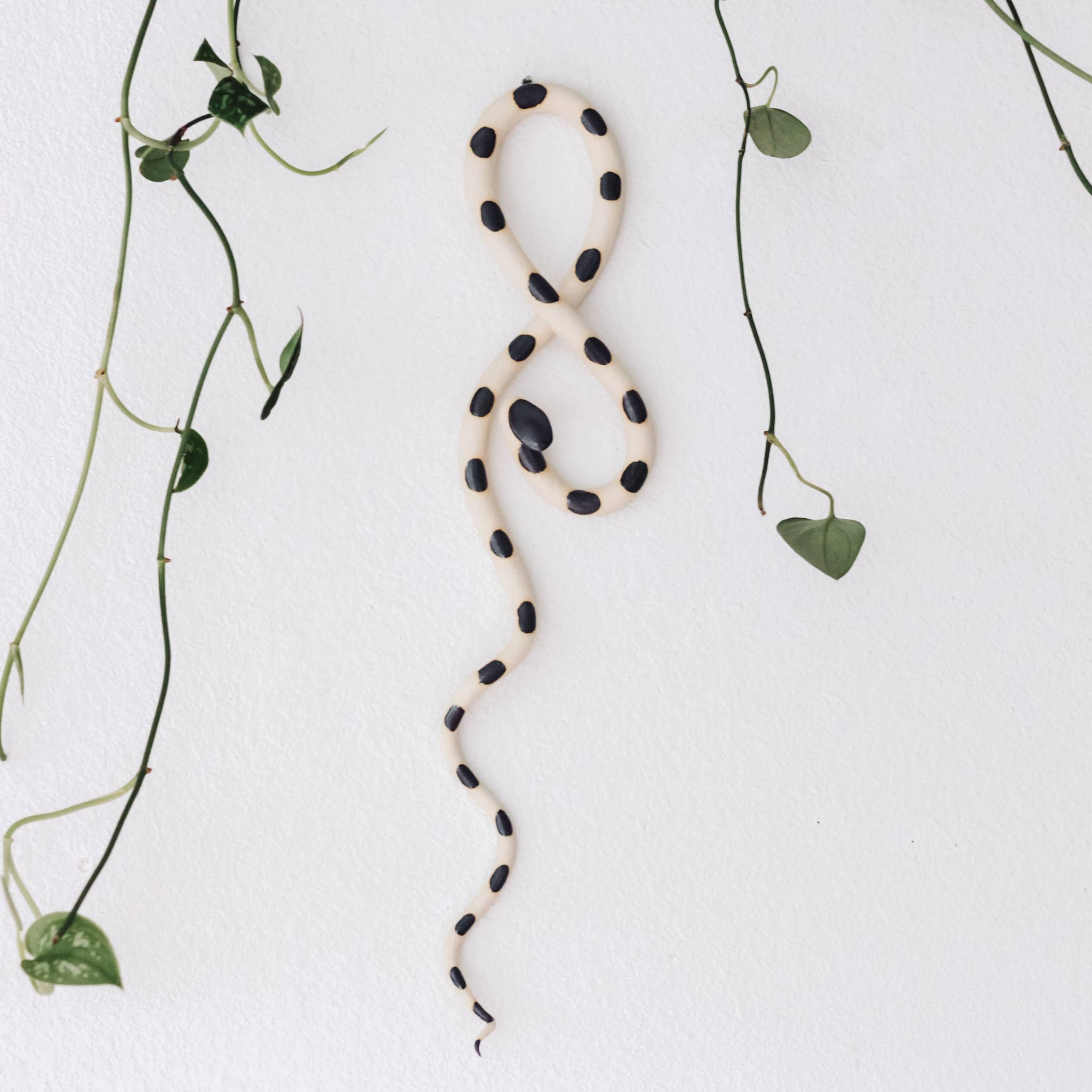Ceramic Wall Snakes | Simon - Spiral Circle