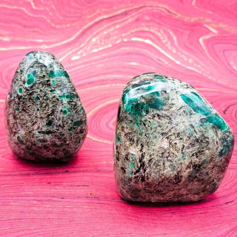 Emerald Statement Piece | Tumbled - Spiral Circle