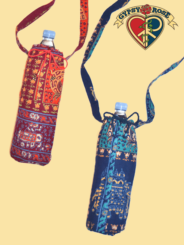 Farmland Festivities Cotton Napthal Water Bottle Totin' Bag - Spiral Circle