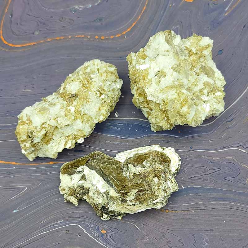 Green Mica Cluster - Spiral Circle