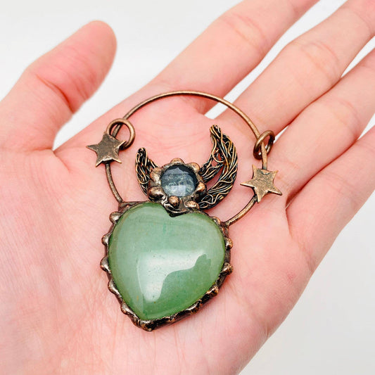 Heart Shaped Natural Stone Sun Moon Star Handicraft Pendant - Spiral Circle